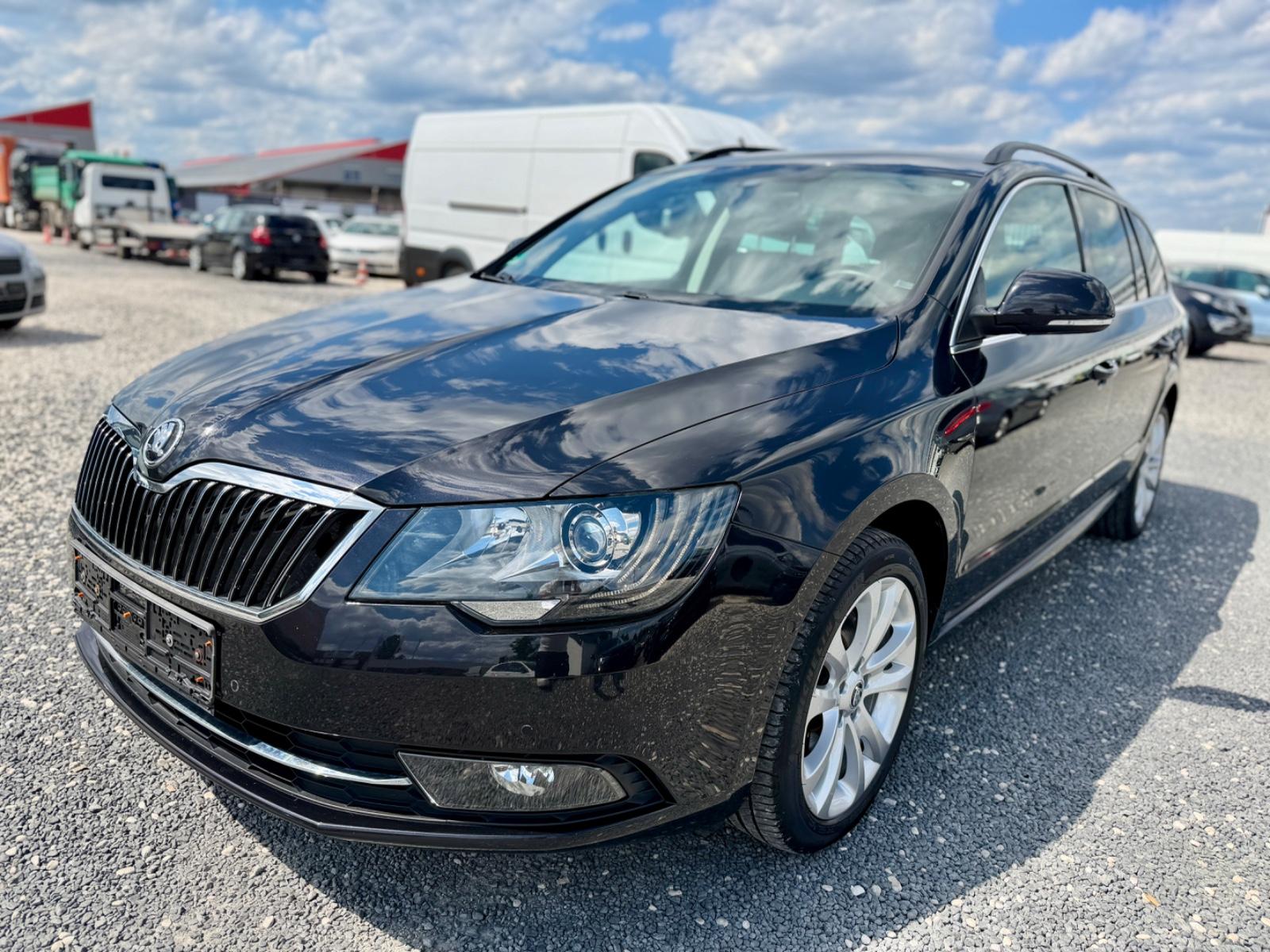 Skoda Superb Combi Best Of / Tüv Neu / Erste Hand