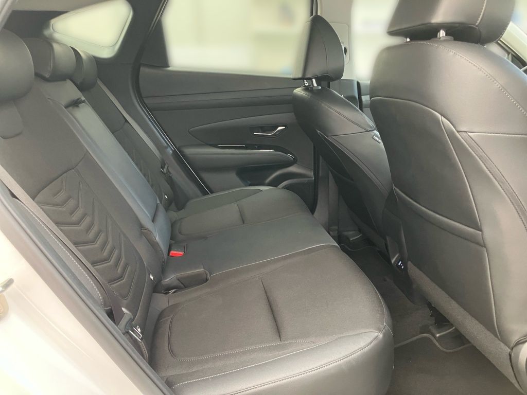 Fahrzeugabbildung Hyundai Tucson 1.6 T-GDI Trend Hybrid 2WD (215PS) ACC LM