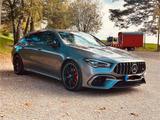 Mercedes-Benz CLA 45 AMG Shooting Brake Mercedes-AMG CLA 4... - graue Mercedes-Benz CLA 45 AMG Shooting Brake