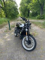 Husqvarna Svartpilen 401 - HUSQVARNA SVARTPILEN