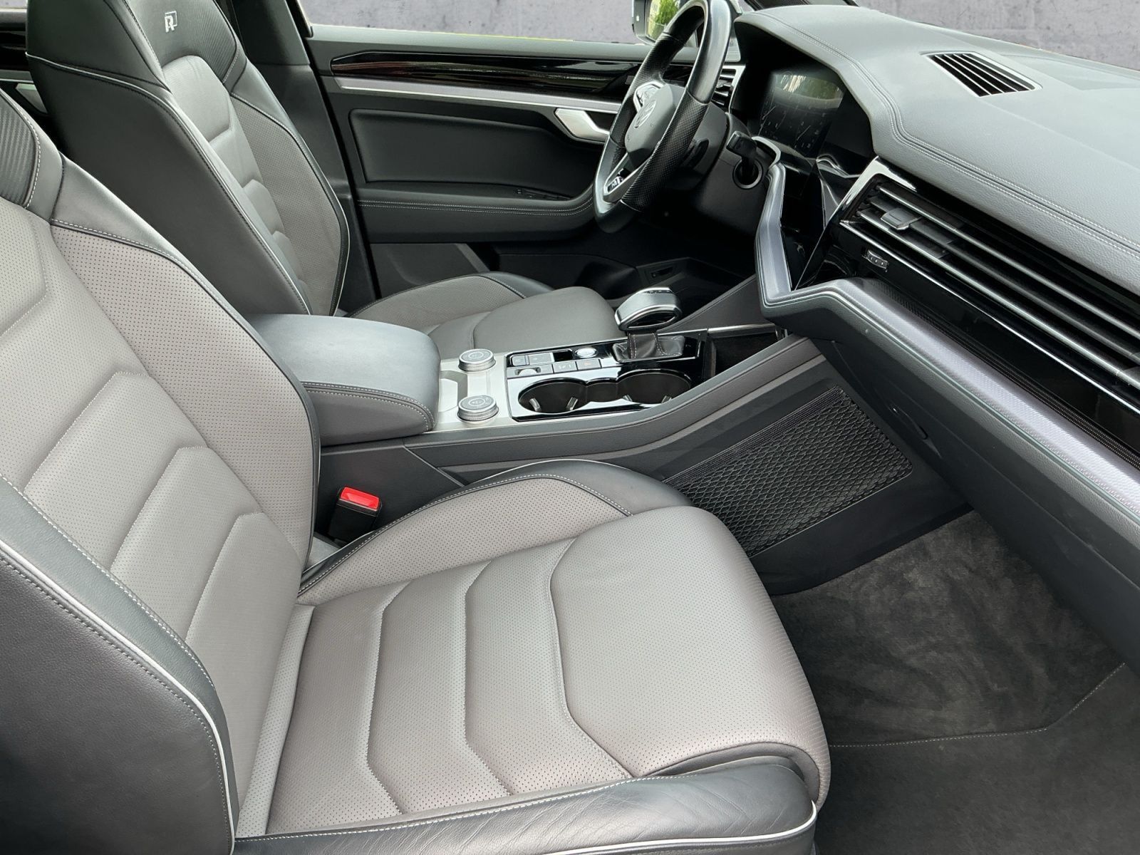 Volkswagen Touareg - Bild 13