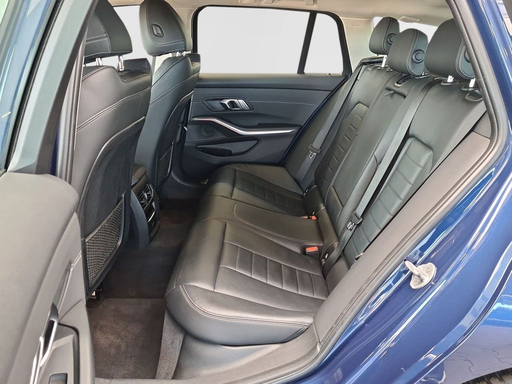 BMW 320 d Sport Line LED HiFi DAB Shz