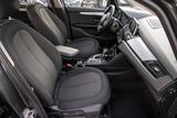 BMW 220i Active Tourer Advantage HiFi Navig. LED PDC - graue BMW 220 Active Tourer