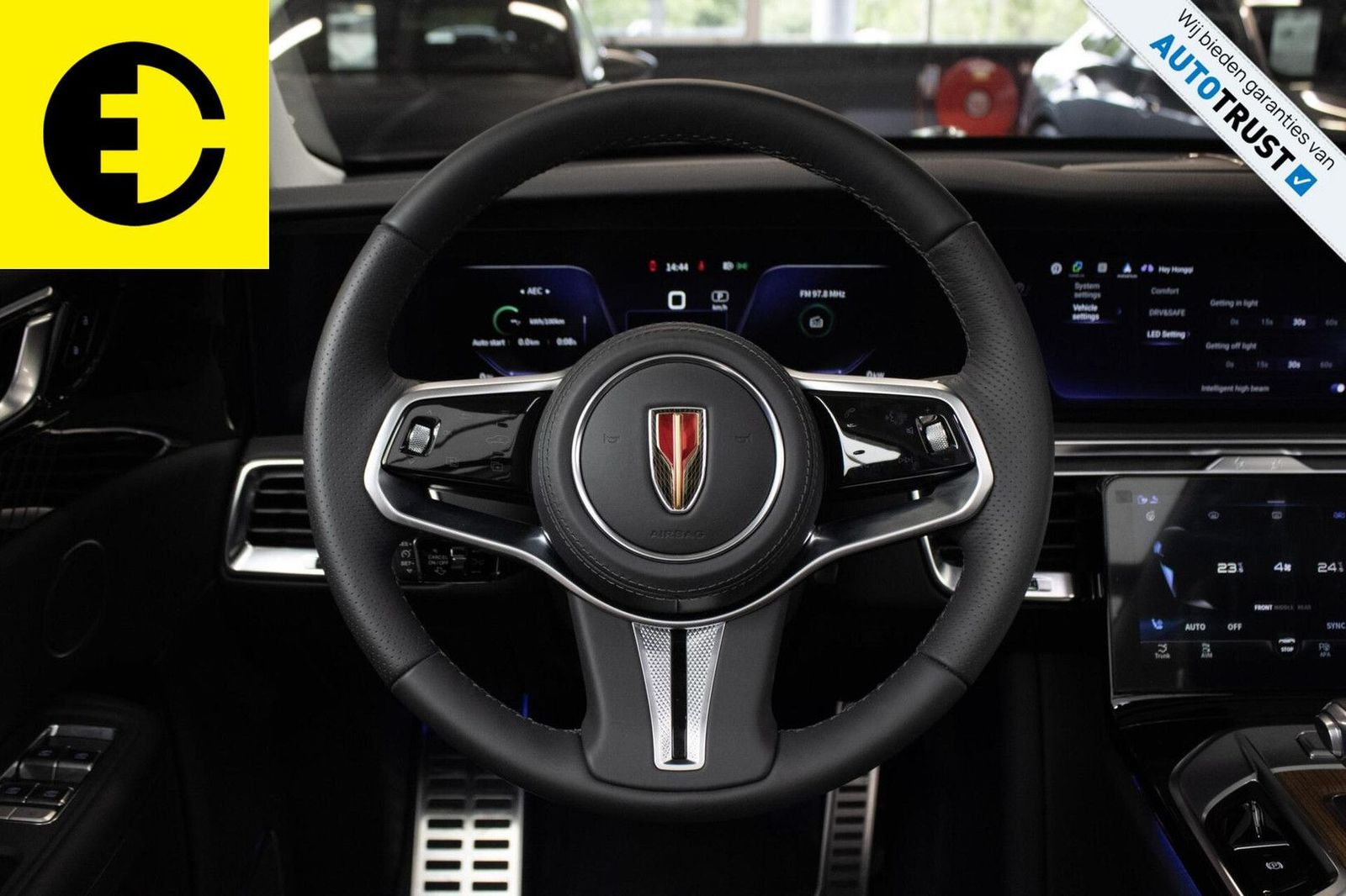 Hongqi E-HS9 99 KWH EXCLUSIVE | SOH 99,4% | Stoelverkoe imagem 3