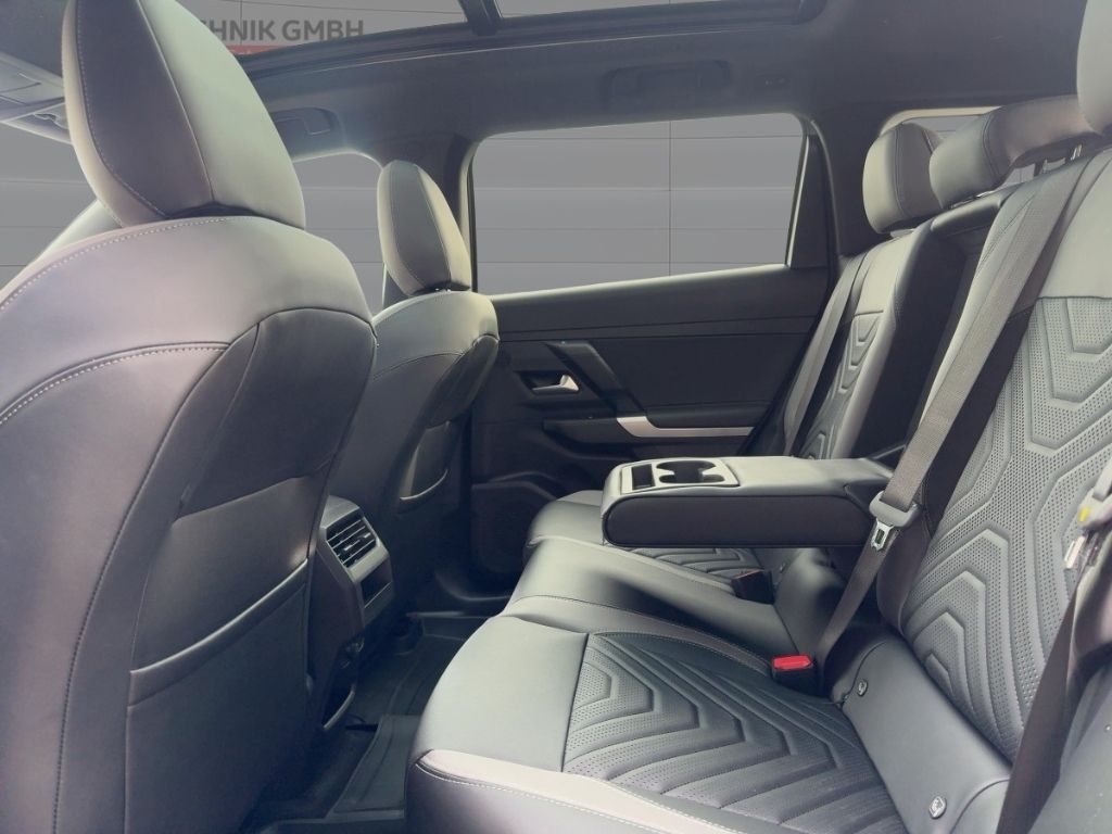 Fahrzeugabbildung Jeep Compass e-Hybrid First Edition PANO MATRIX HEAD-