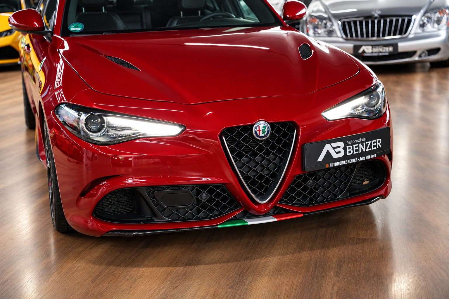 Fahrzeugabbildung Alfa Romeo Giulia Quadrifoglio *Carbon*HarmanKardon*ACC*Kam
