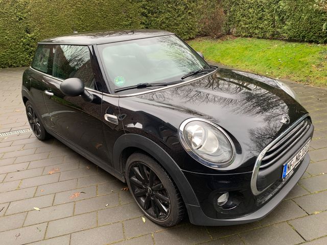 MINI ONE Mini 3-trg. One Blackyard