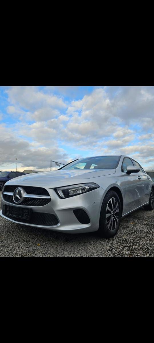 Mercedes-Benz A 180 d  LEDER,XENON, SITZHEIZUNG,,,,