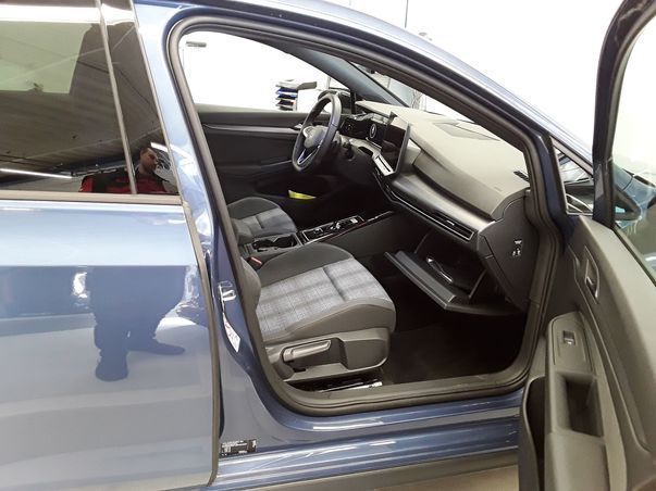 Volkswagen Golf - Bild 8