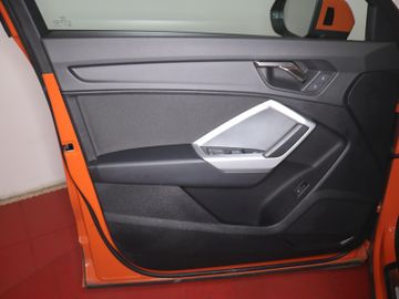 Audi Q3 - 11