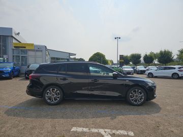 Bild 6 Ford Focus Turnier ST-Line Sportpaket AHK-abnehmbar N