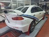 Mitsubishi Lancer 2.0 16V MIVEC Evolution Evolution - Mitsubishi Lancer aus 2008: Evolution