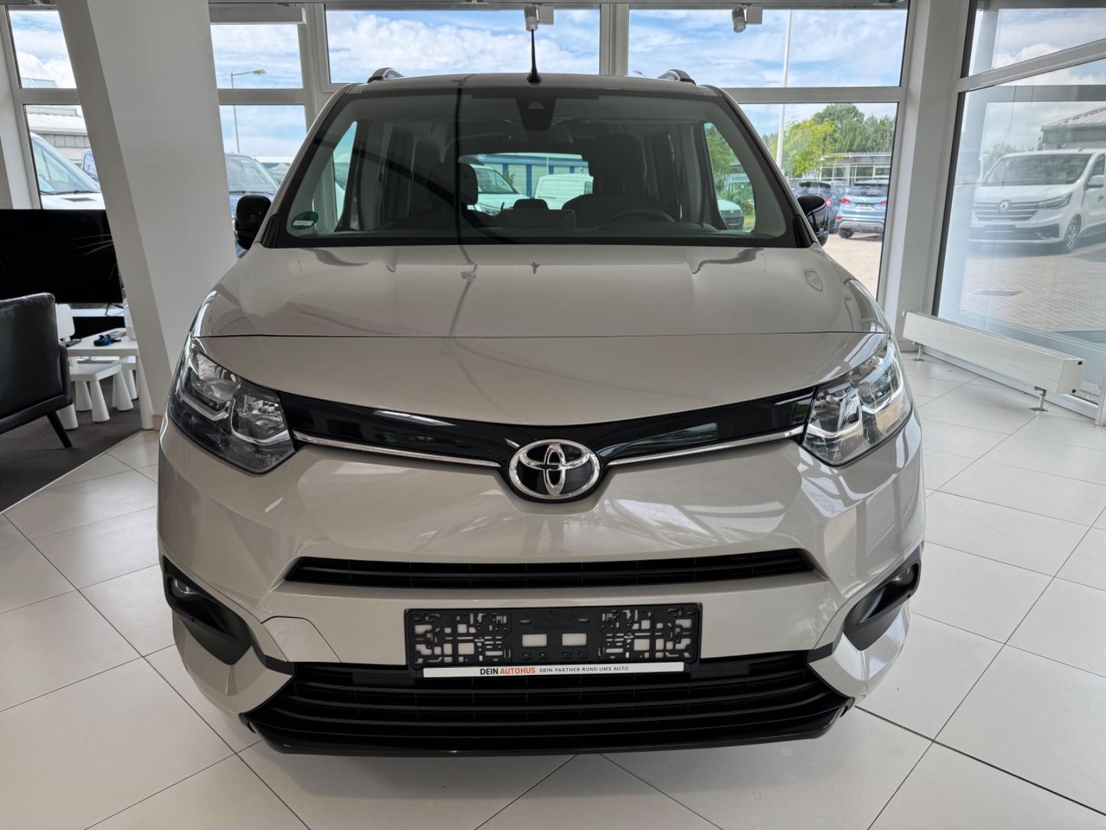 Toyota Proace City Verso L1 Team Deutschland/R-Kamera