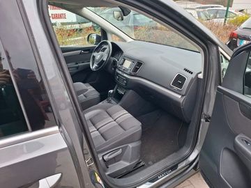 Volkswagen Sharan - 8