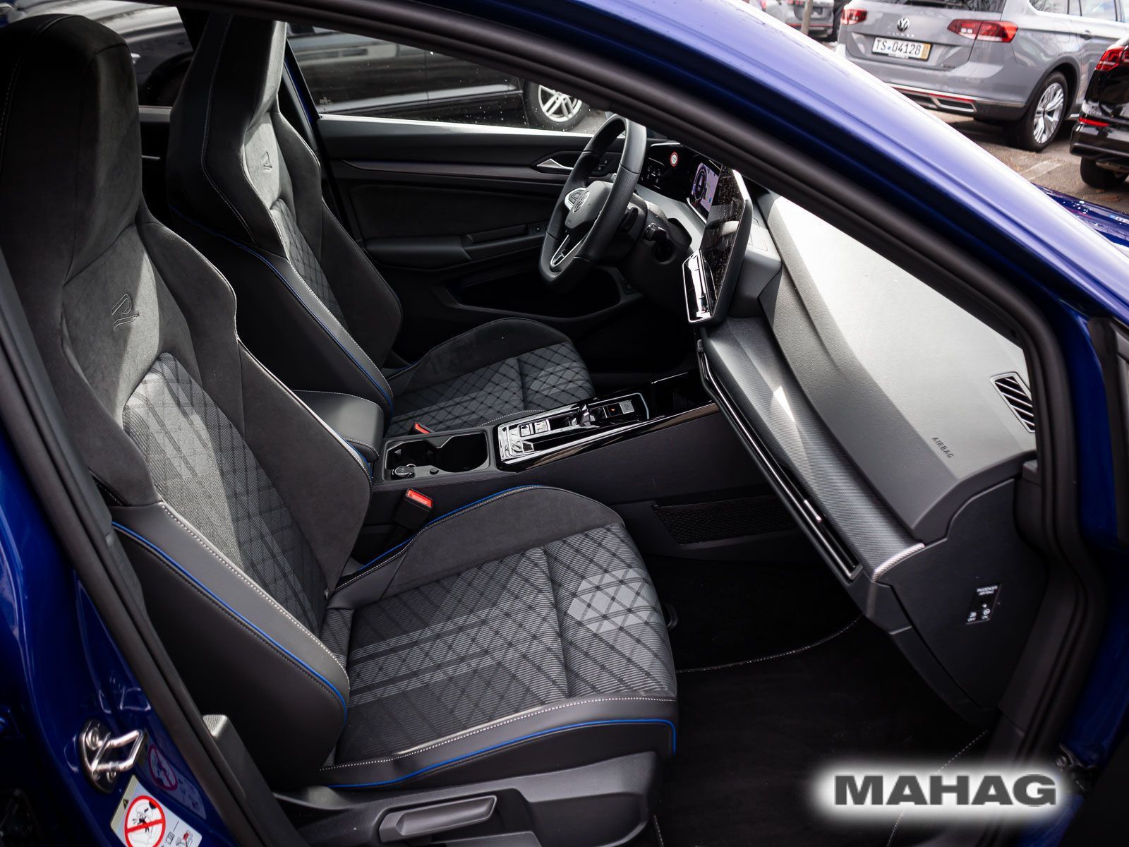 Volkswagen Golf - Bild 12