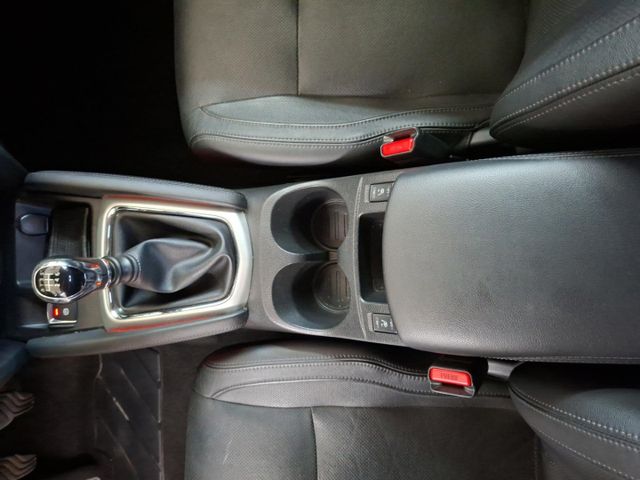 Nissan Qashqai Tekna 1.6 °LED°AHK°Pano°Kamera°SHZ°BF°