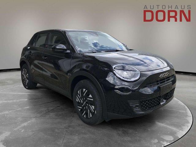 Fiat 600e Red 54 kWh PDC LED Klimaautomatik