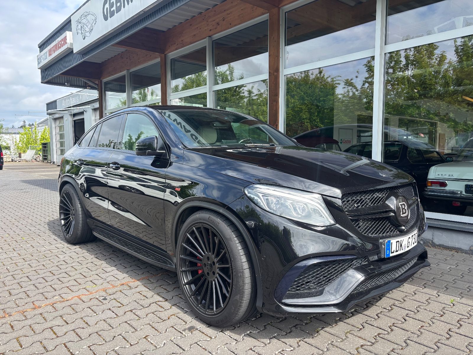 MERCEDES-BENZ GLE 63 AMG 4Matic B&amp;O Carbon Rear Entertainment