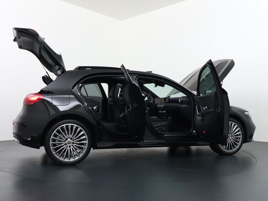 Mercedes-Benz A 250 e Star Edition AMG Line | Panorama - Schie