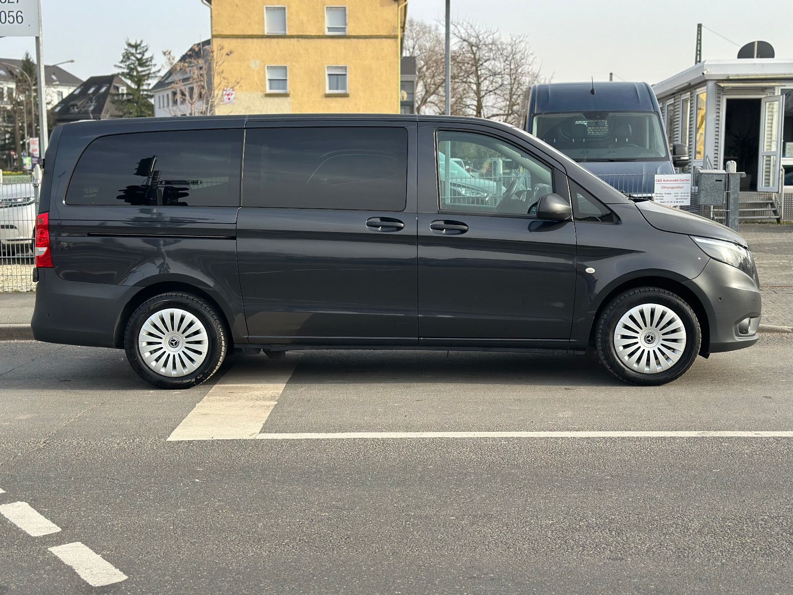 Fahrzeugabbildung Mercedes-Benz VITO TOURER 116 CDI PRO LANG*9 SITZER+KAMERA*