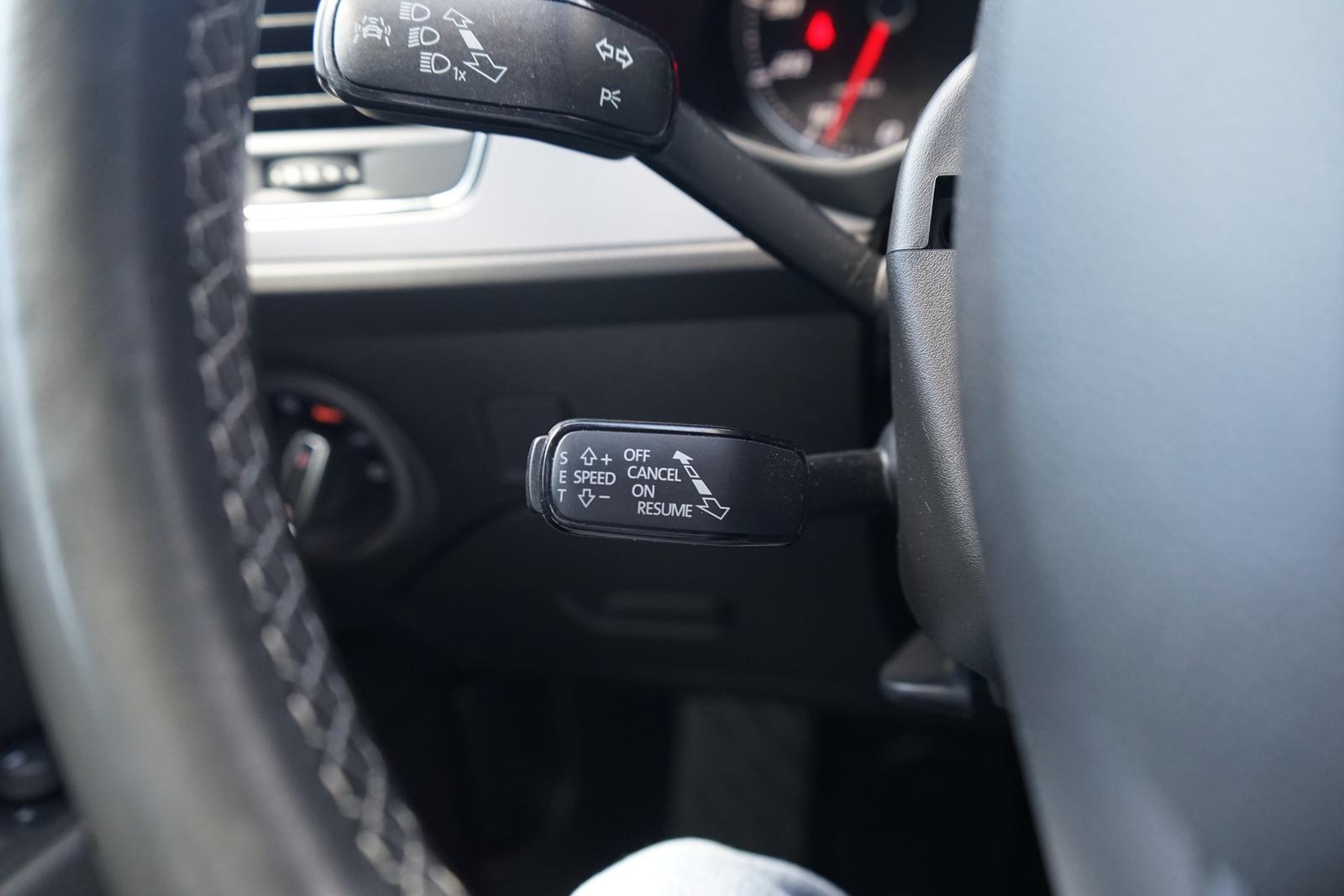 Seat Leon ST 1.4 TSI Xcellence LED Navi Panorama DAB