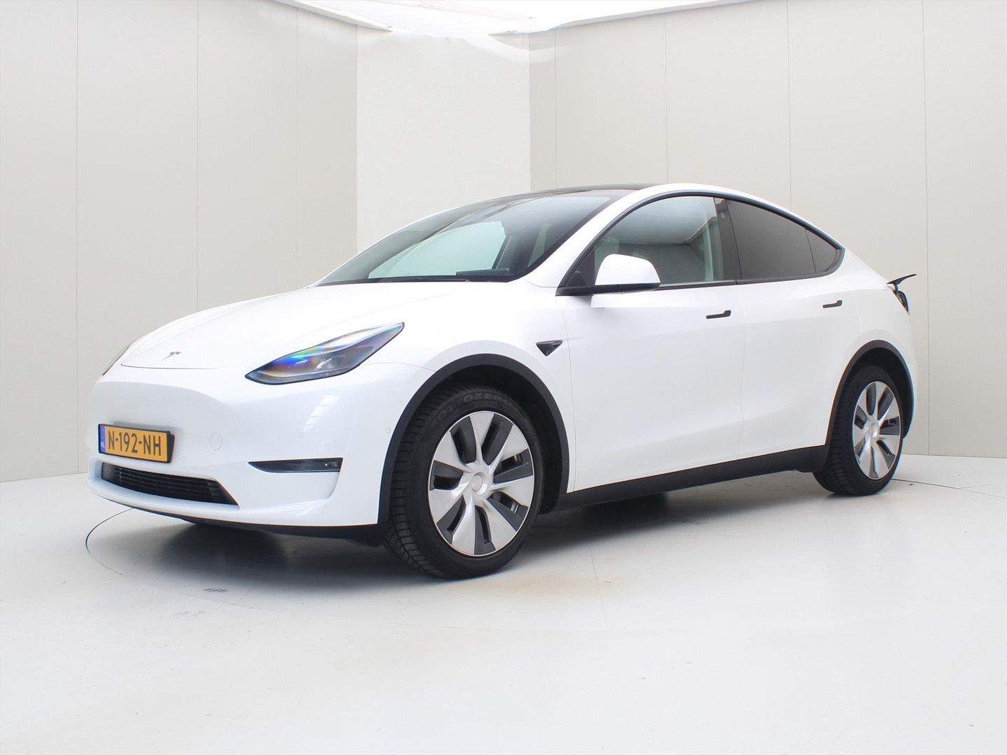 Tesla Model Y Long Range AWD 75kWh 351pk 92.8% SoH [ A