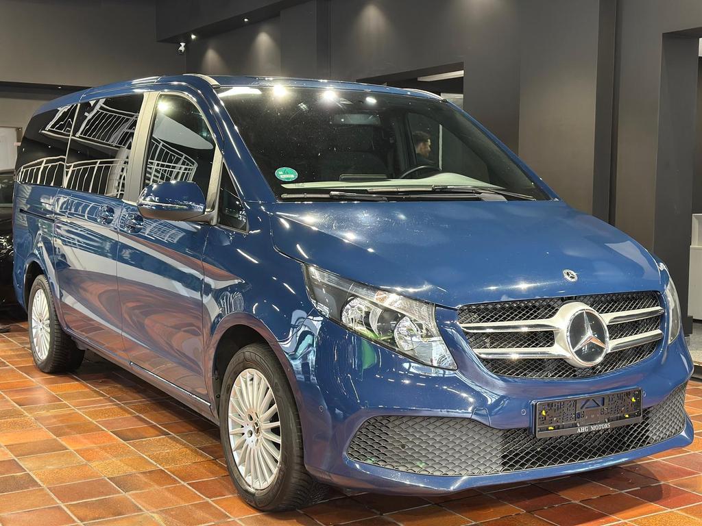 Mercedes-Benz V 220