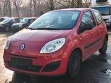 Renault Twingo Authentique - Renault Twingo Authentique mit Benzin-Antrieb
