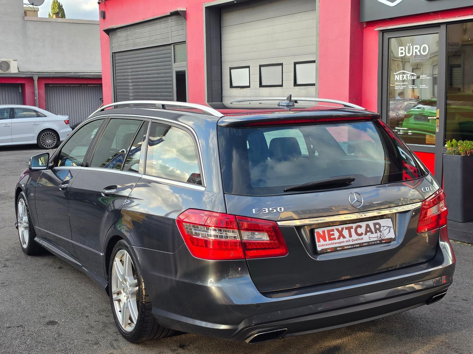 Mercedes-Benz E350 2011 — photo 19