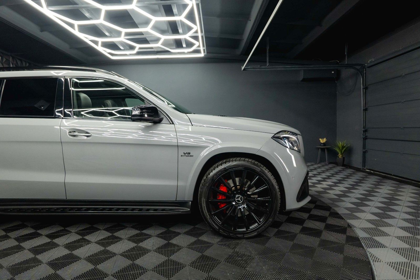 Fahrzeugabbildung Mercedes-Benz GLS 63 AMG 4Matic Night-Paket *ACC*Pano*Garantie