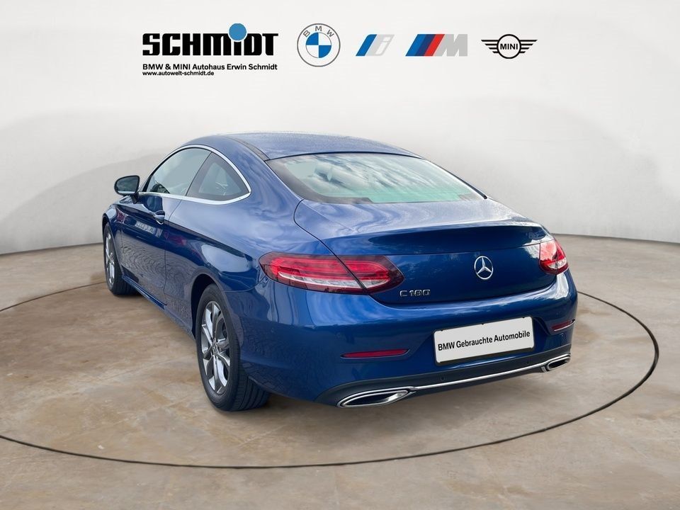Mercedes-Benz C 180 Coupe foto 3