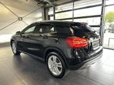 Mercedes-Benz GLA 250 4M Score|Bi-Xenon|AHK|Kamera|Navi|LM18 - schwarze Mercedes-Benz GLA 250