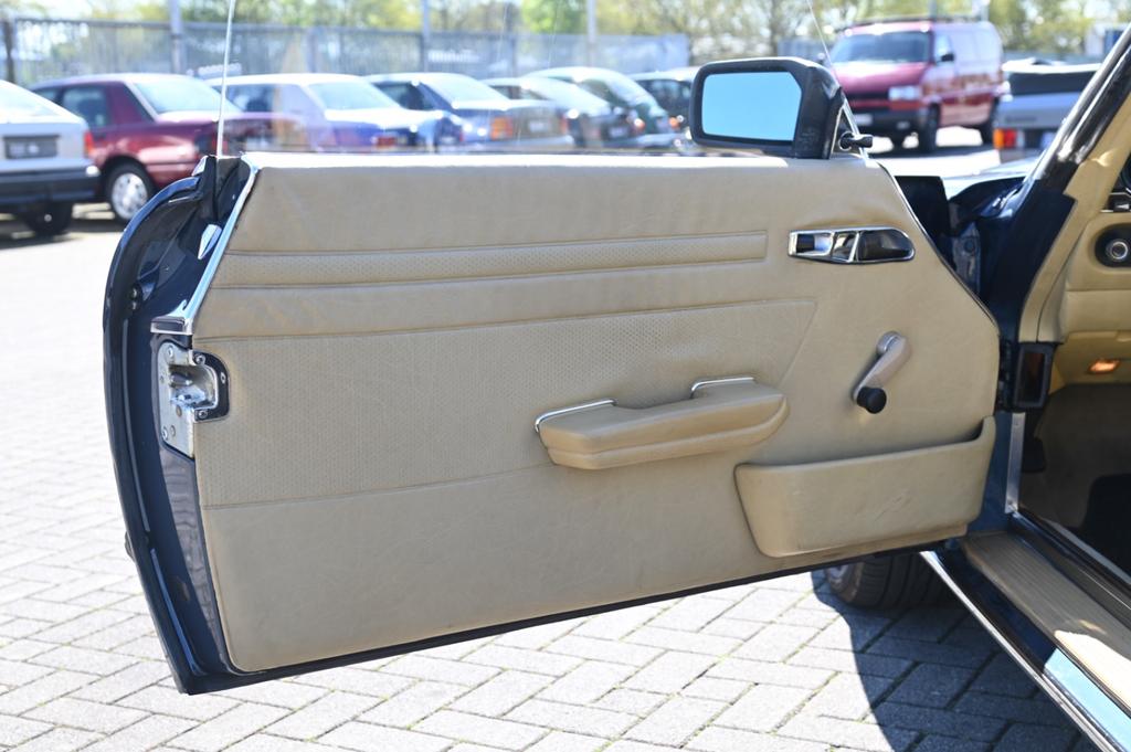 Mercedes-Benz SL 380