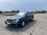 Mercedes-Benz E 240 4MATIC ELEGANCE Elegance - gebrauchte Mercedes-Benz E 240 aus dem Jahr 2005