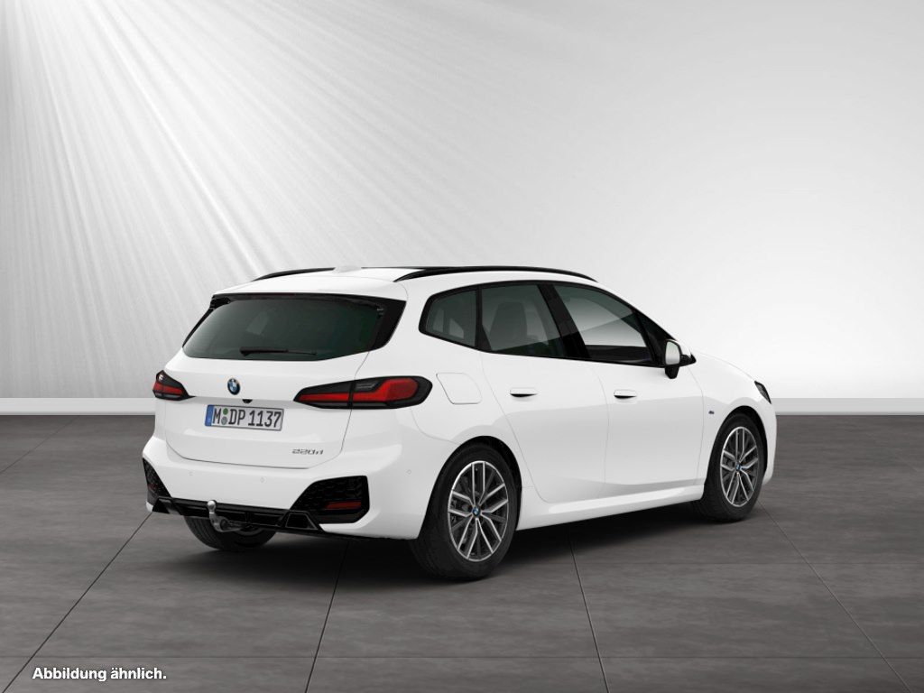 BMW 220 Active Tourer - Bild 2