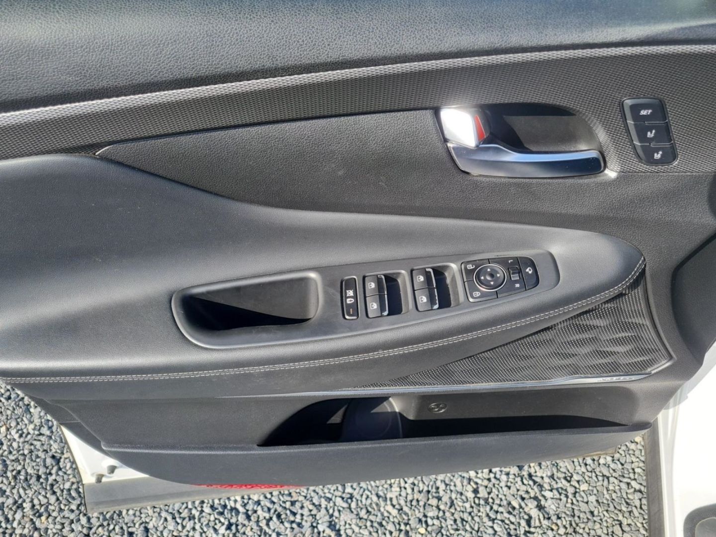 Fahrzeugabbildung Hyundai SANTA FE New 2.2 CRDi 4WD Pano