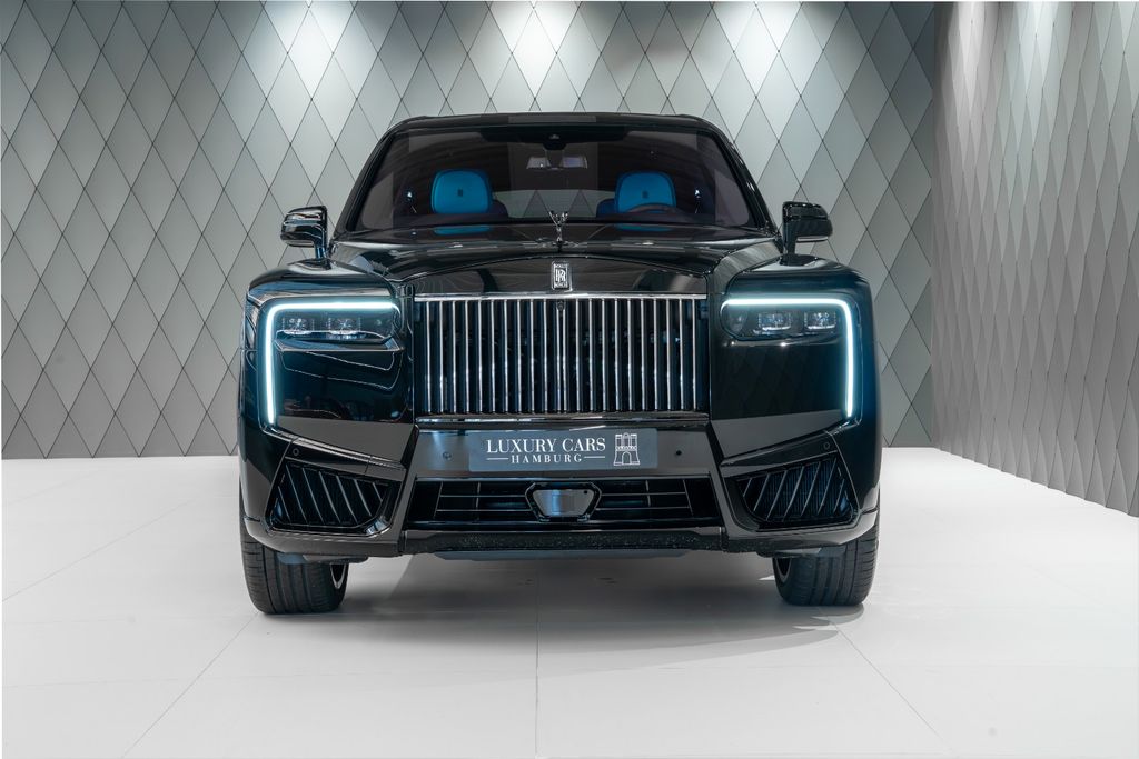 Cullinan BLACK BADGE 2027 BLACK/ TIFFANY 4 SEATS - Bild 2