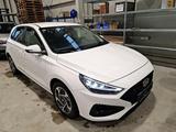 Hyundai i30 Style Kamera/LED/Navi 10,25°/Virtual - Hyundai i30 Gebrauchtwagen in Duisburg