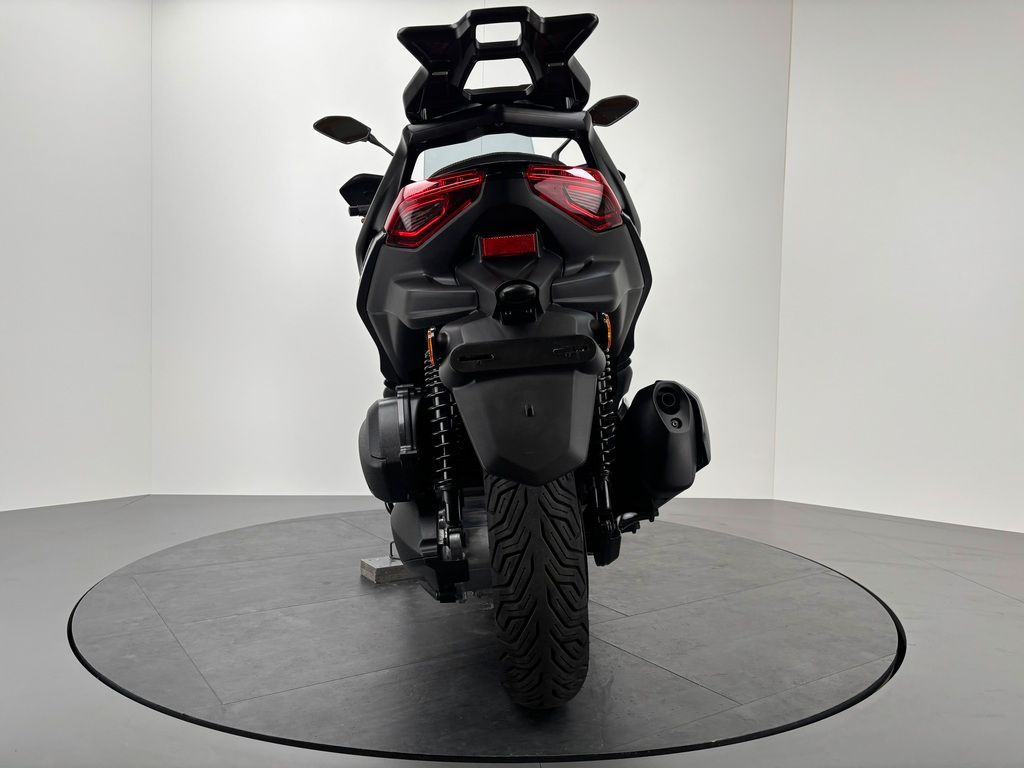 Fahrzeugabbildung Yamaha XMAX 300 TECHMAX *NEUWERTIG *TOPCASETRÄGER