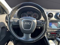 AUDI A3 Sportback NAVI,KLIMA,AUTOMATIK,SHZ,PDC,BT