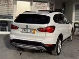 BMW X1 20d xDrive Navi Pano HeadUp Leder SHZ LANE - BMW X Series: Kombi