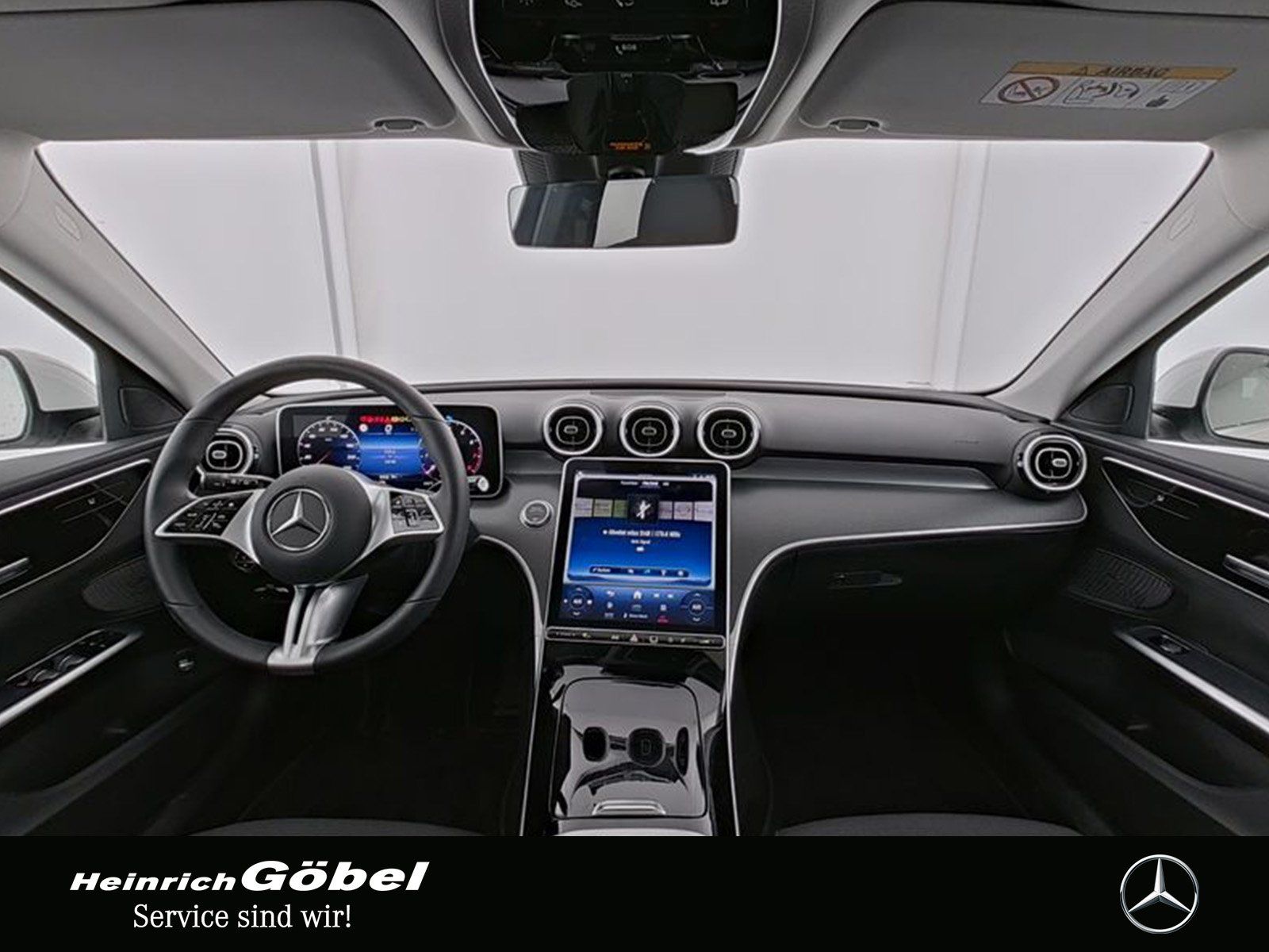 Fahrzeugabbildung Mercedes-Benz C 180 T AVANTGARDE+DISTRONIC+PANO+KAMERA+CARPLAY