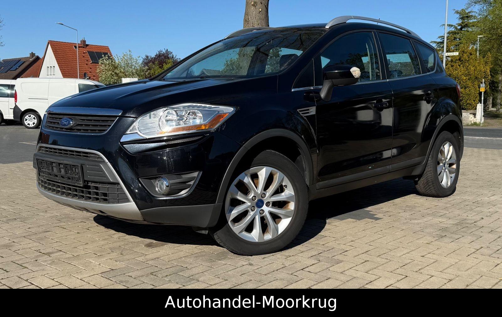 Ford Kuga Titanium *gr.Navigation*Teilleder*