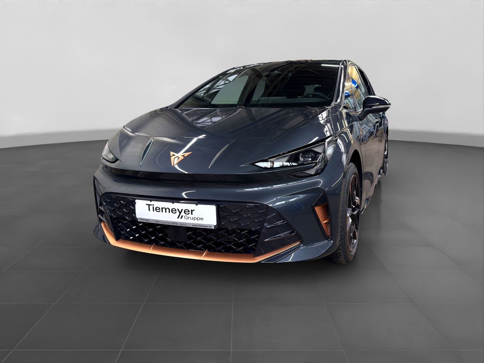 Cupra Born REAR VIEW NAVI GJR LM19 SITZHZ ACC imagem 2