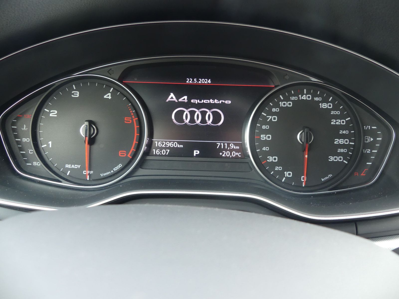 Fahrzeugabbildung Audi A4 Avant quattro design Matrix*Navi