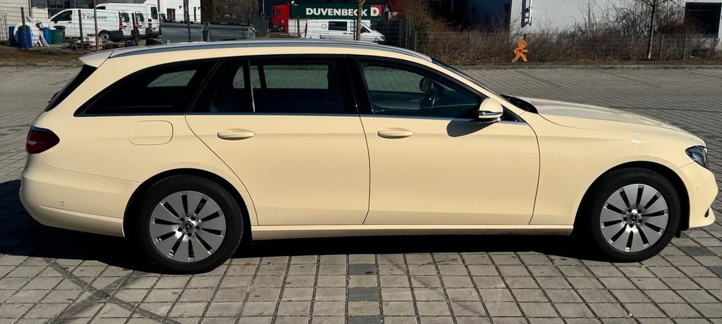 Mercedes-Benz E 200