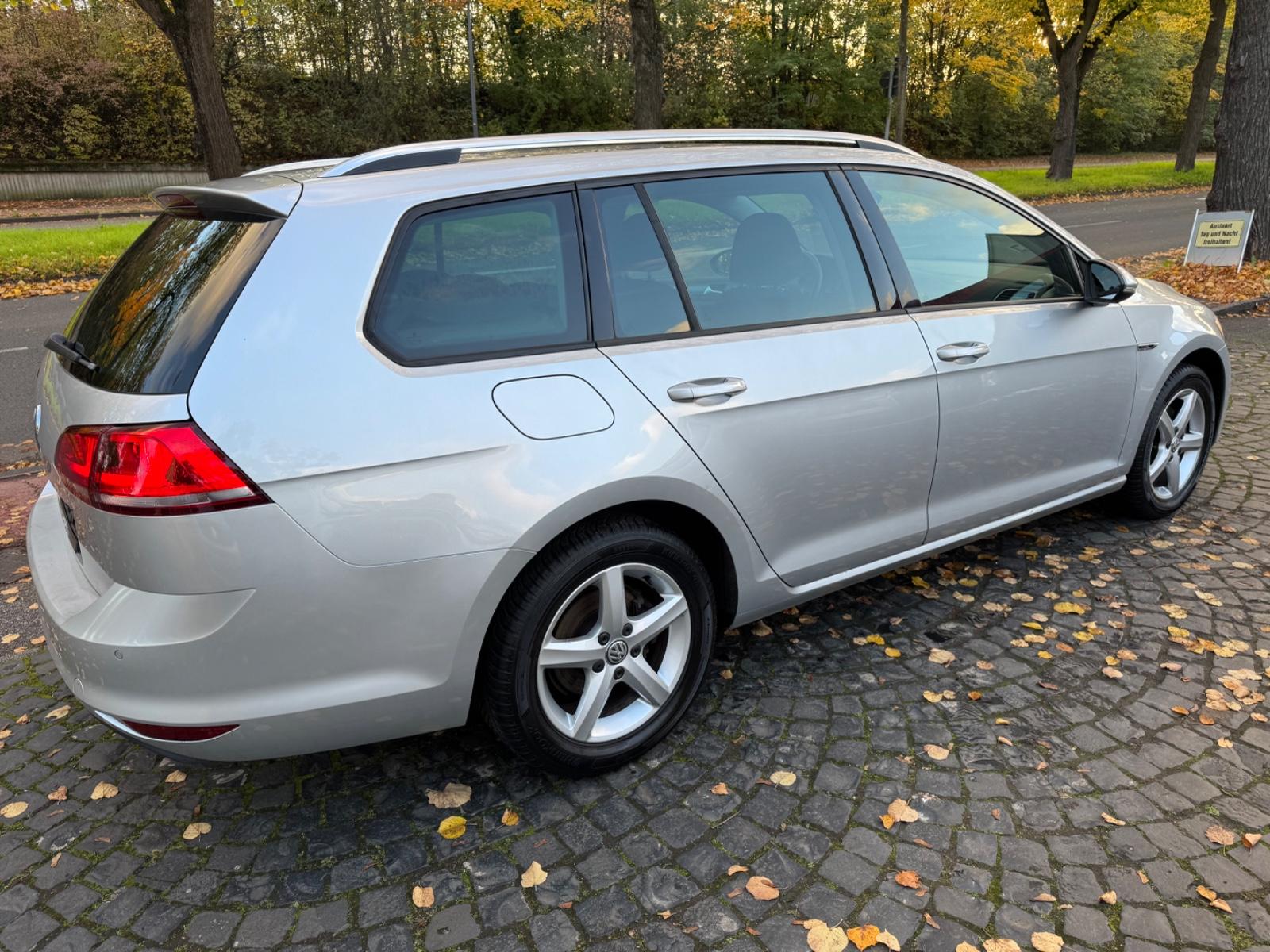Volkswagen Golf 2015 — photo 9