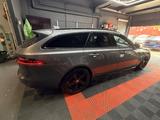 Jaguar XF Sportbrake S - Jaguar XF: Allradantrieb