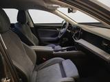Volkswagen Passat Variant 2.0 TDI Business DSG NAVI SHZ RFK - Volkswagen Passat Variant: Business