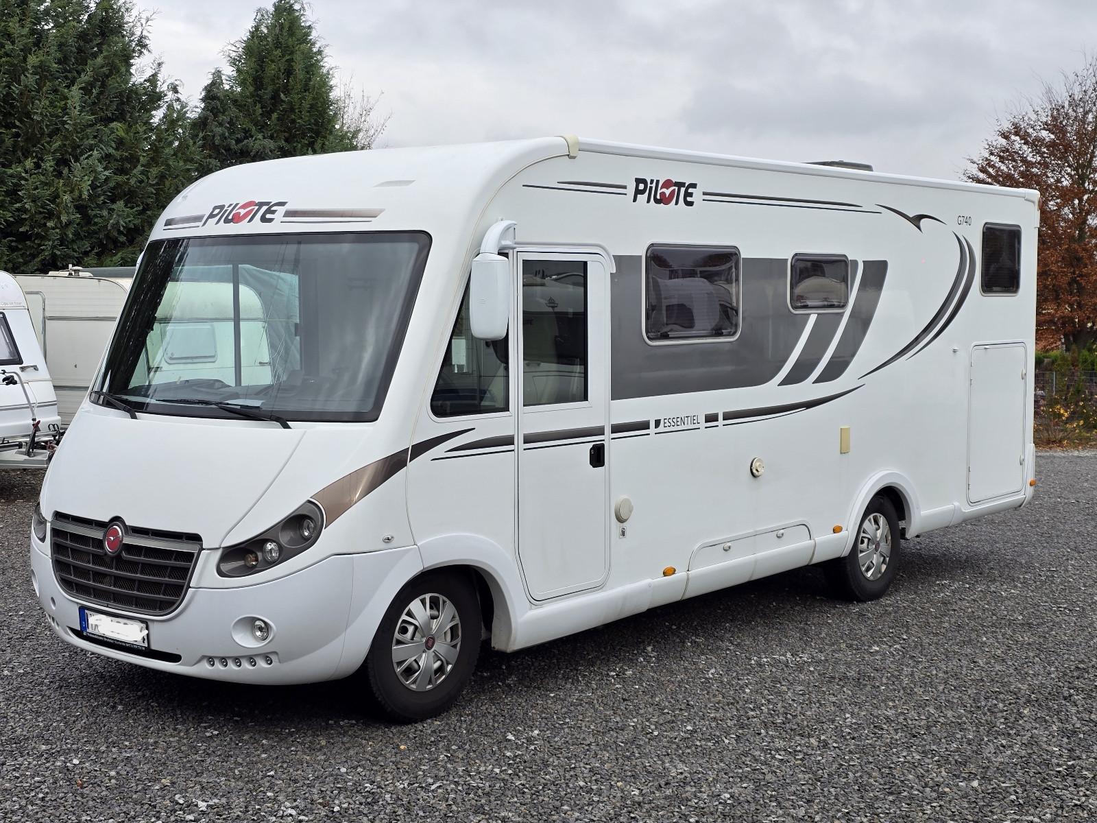 Pilote GALAXY 740 GJ Essentiel Bugausbau + Luftvorzelt